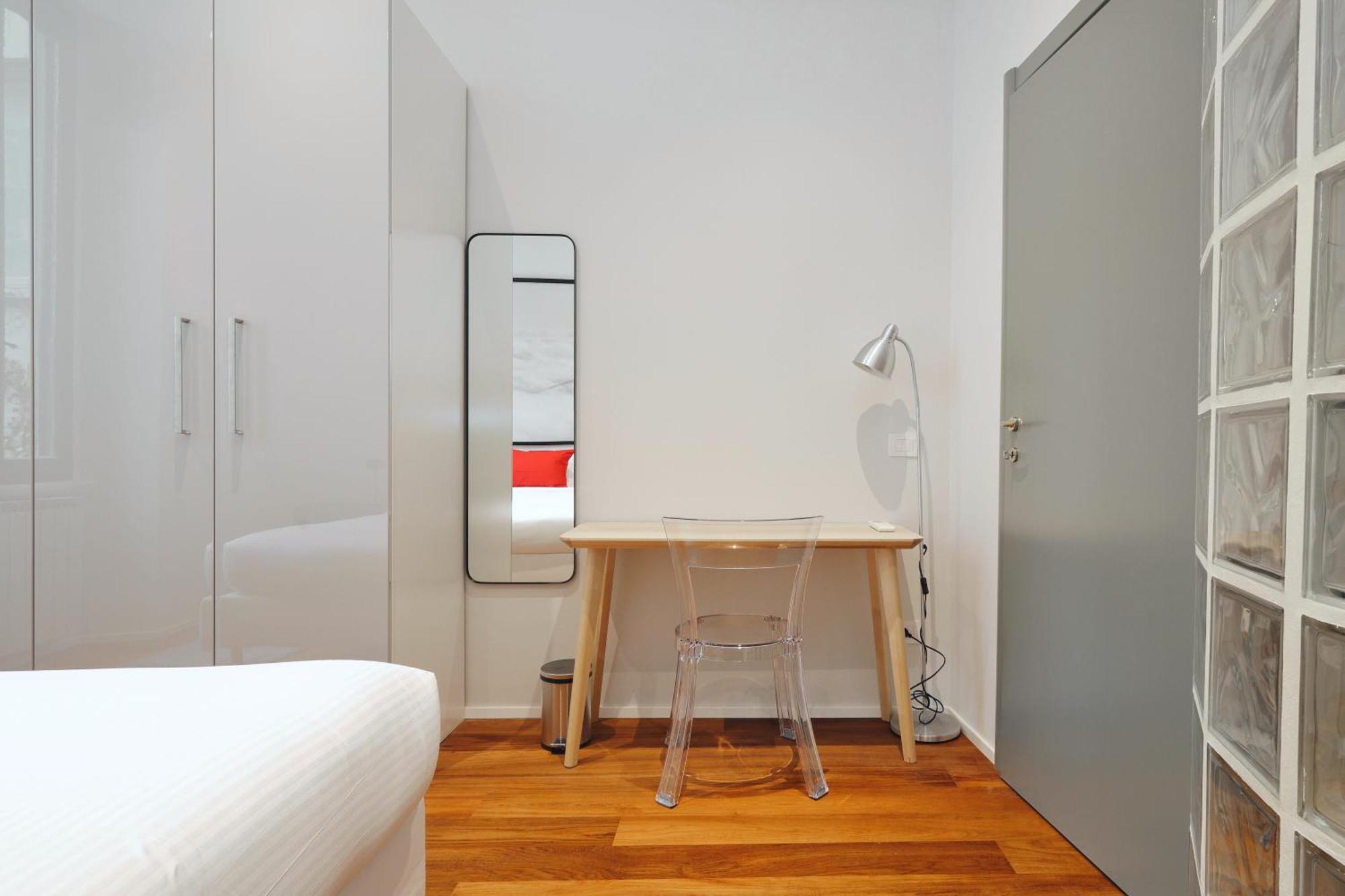 Joivy Modern Flat Near Duomo Di Milano Apartment ภายนอก รูปภาพ