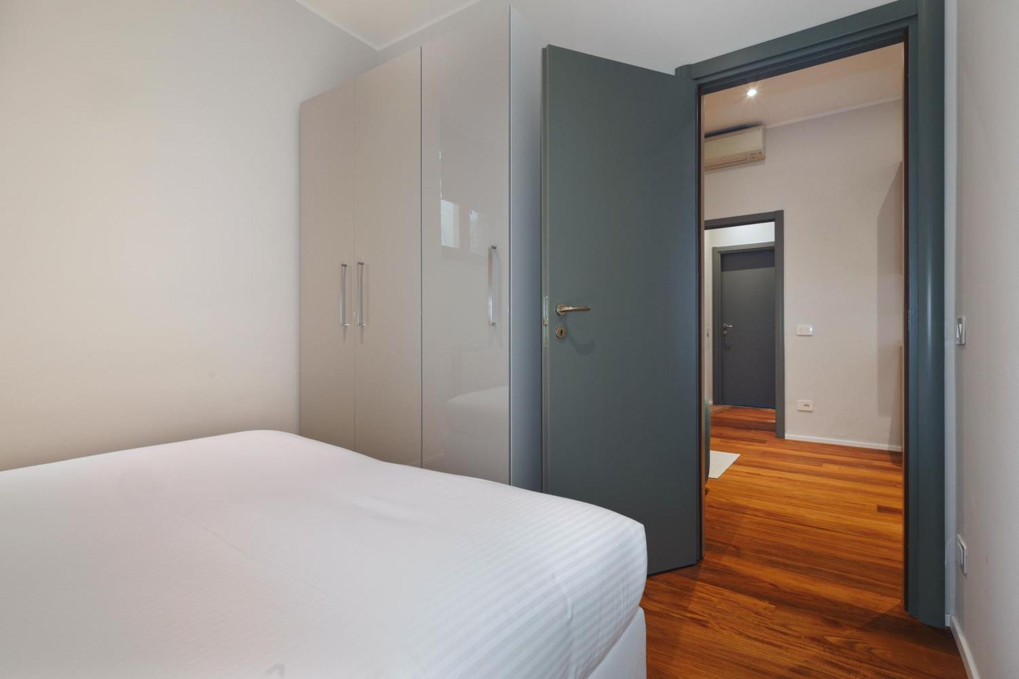 Joivy Modern Flat Near Duomo Di Milano Apartment ภายนอก รูปภาพ