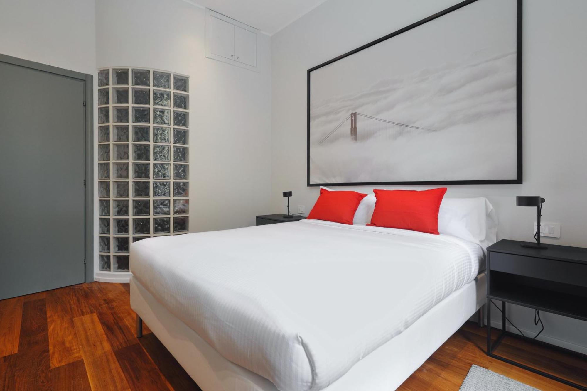 Joivy Modern Flat Near Duomo Di Milano Apartment ภายนอก รูปภาพ